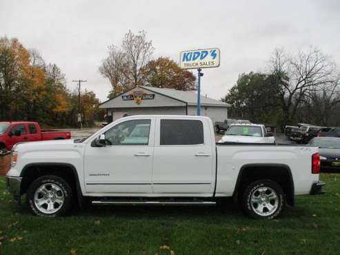 2014 GMC 1500 crewcab 4x4 SLT Z71 - - by dealer for sale in Fort Atkinson, WI