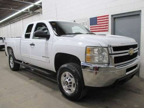 2011 Chevrolet Silverado 2500HD LT 4WD Ext Cab Short Bed V8 Gas for sale in Highland Park, IL