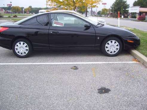 EXTRA NICE 2002 SATURN SC2 - cars & trucks - by owner - vehicle... for sale in Evansville, IN