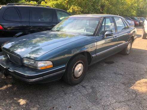 1993 BUICK LESABRE for sale in Inkster, MI