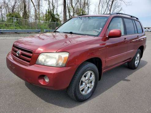 2006 Toyota Highlander V6 4WD - Clean - Runs Strong - 5000 - cars & for sale in Lakewood, NJ