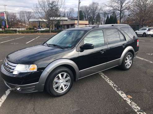 AWD 2008 Ford SUV CLEAN - cars & trucks - by owner - vehicle... for sale in Wilmington, DE