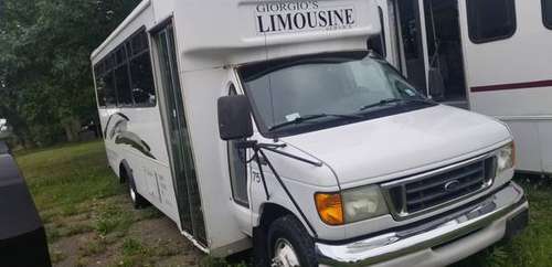 07 FORD LIMO/PARTY VAN/TRADE - - by dealer - vehicle for sale in Westfield, PA