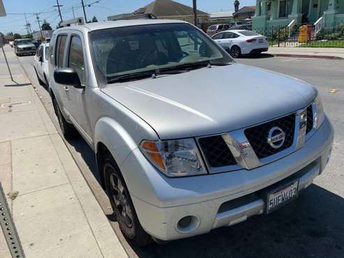 Nissan Pathfinder le 2006 - cars & trucks - by owner - vehicle... for sale in Watsonville, CA