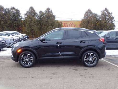NEW 2020 Buick Encore GX Select - - by dealer for sale in Franklin, MI