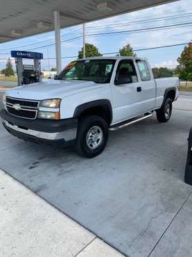 2007 CHEVY 2500HD 4X4 EX CAB 4 DR for sale in Christiansburg, TN