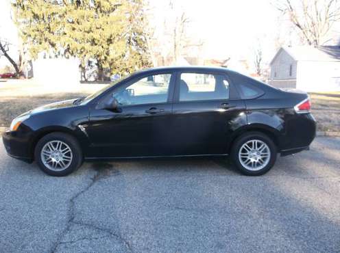 2010 Ford Focus SEL - cars & trucks - by dealer - vehicle automotive... for sale in McCordsville, IN