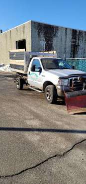 2005 F250 dump truck 4x4 for sale in Menomonee Falls, WI