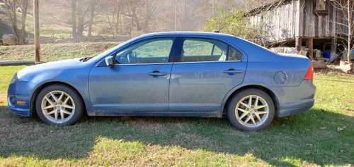 2010 Ford Fusion SEL - cars & trucks - by owner - vehicle automotive... for sale in Clyde, NC