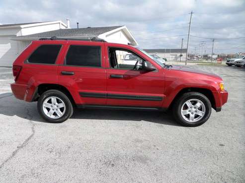 2005 JEEP GRAND CHEROKEE - cars & trucks - by dealer - vehicle... for sale in Fort Wayne, IN