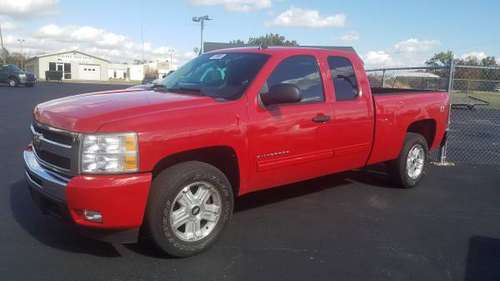 2011 Chevrolet Silverado Z71 ext cab 4x4 for sale in Blanchester, OH