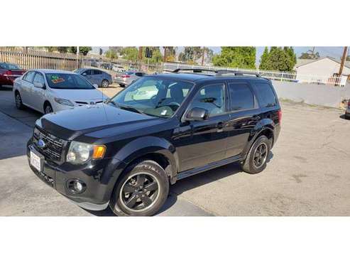 2012 Ford Escape FWD 4dr XLT - - by dealer - vehicle for sale in SUN VALLEY, CA