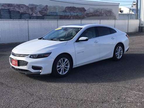 2017 Chevrolet Malibu - Financing Available! - cars & trucks - by... for sale in Grand Junction, CO
