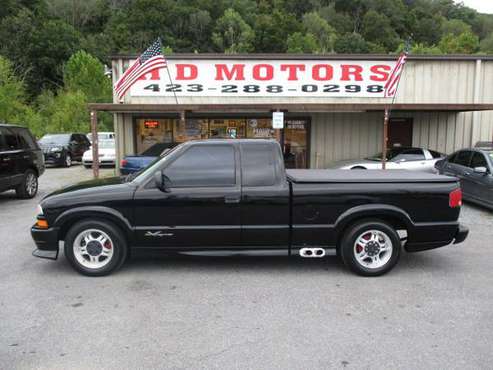 2000 S10 XTRACAB XTREME AUTO LOWERED-SHARP LIL TRUCK! for sale in Kingsport, TN