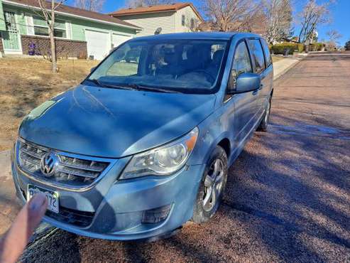 VW Routan 2010 - cars & trucks - by owner - vehicle automotive sale for sale in Security, CO