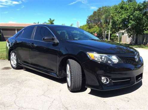 2013 TOYOTA CAMRY SE 4DR SEDAN - cars & trucks - by owner for sale in U.S.
