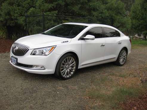 LOADED LUXURY 2014 BUICK LACROSSE PREMIUM II WITH ULTRA LUXURY... for sale in Winchester, OR