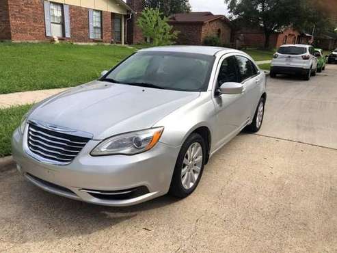 2012 Chrysler 200 - cars & trucks - by owner - vehicle automotive sale for sale in Grand Prairie, TX