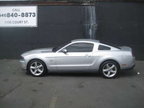 2010 Ford Mustang GT Coupe 2D (1 Owner, Manual 5 Speed) - cars & for sale in Medford, OR