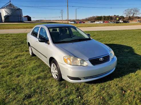 2007 Toyota Corolla LE (41 mpg hwy! Trades Welcome!) - cars & trucks... for sale in Jefferson, WI