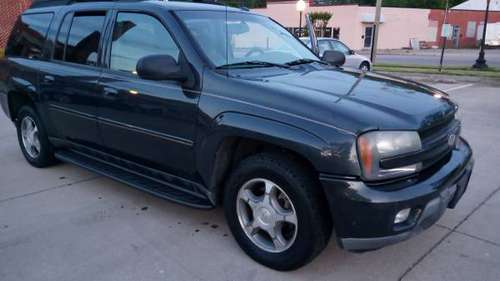 2005 Chevy Trailblazer LS 4x4 Extended W/3rd Row Seat for sale in Prince George, VA
