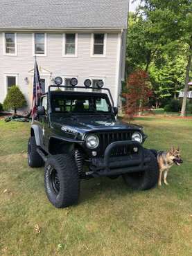 04 Jeep Wrangler (Willy’s edition) - cars & trucks - by owner -... for sale in Granby, MA