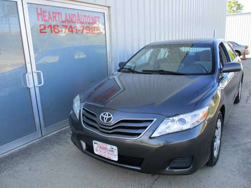 2010 Toyota Camry LE, 4 cyl, Auto, Runs and look great - cars &... for sale in Medina, OH