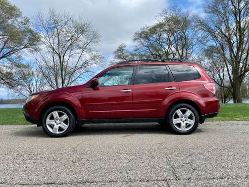 2010 Subaru Forester Limited - Panoramic Sunroof - Heated Leather for sale in Grand Rapids, MI