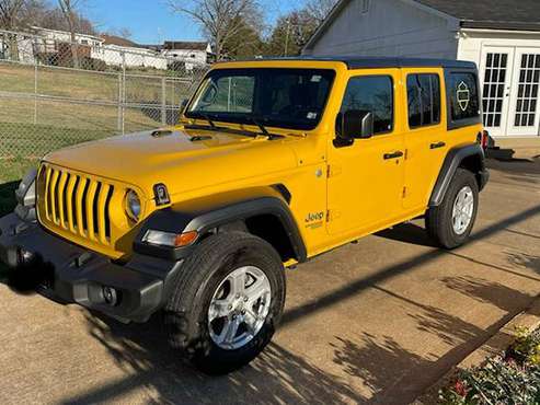 2018 Jeep Wrangler Unlimited 4x4 - cars & trucks - by owner -... for sale in Fenton, MO
