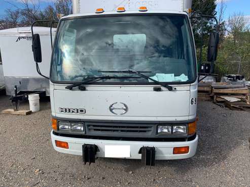 Box Truck - cars & trucks - by owner - vehicle automotive sale for sale in Suitland, District Of Columbia