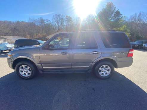 2010 Ford Expedition XLT 4x4 - cars & trucks - by dealer - vehicle... for sale in Rocky Mount, VA