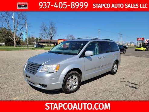 2009 CHRYSLER TOWN & COUNTRY TOURING - - by dealer for sale in Fletcher, OH