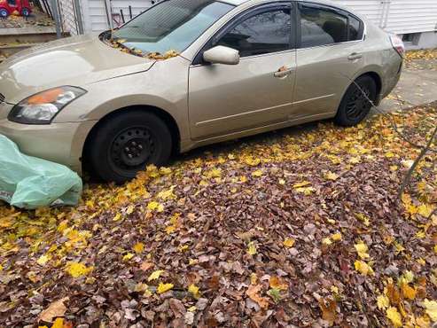 2009 Nissan Altima CLEAN TITLE - cars & trucks - by owner - vehicle... for sale in Pawtucket, MA