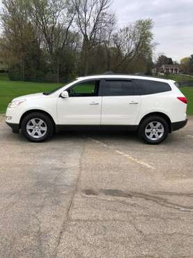 2011 Chevrolet Traverse LT - - by dealer - vehicle for sale in Monroe, WI