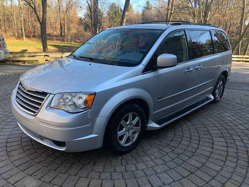 2008 Chrysler Town & Country - cars & trucks - by owner - vehicle... for sale in Bruce Twp, MI