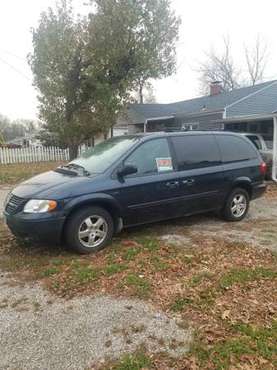 2007 Dodge Caravan - cars & trucks - by owner - vehicle automotive... for sale in Alton, MO