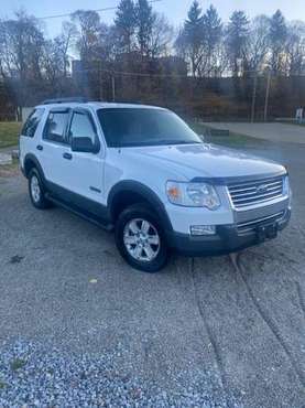 2006 Ford Explorer 4x4 - cars & trucks - by dealer - vehicle... for sale in Jamestown, NY