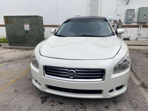 2014 Nissan maxima - cars & trucks - by owner - vehicle automotive... for sale in Cutler Bay, FL