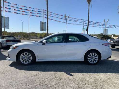 2018 TOYOTA CAMRY LE - cars & trucks - by dealer - vehicle... for sale in San Antonio, TX