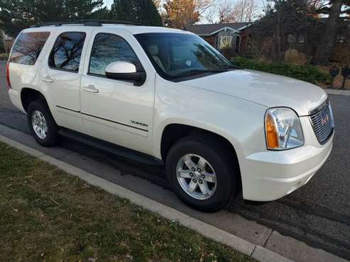 2009 GMC Yukon SLT - cars & trucks - by owner - vehicle automotive... for sale in Hygiene, CO