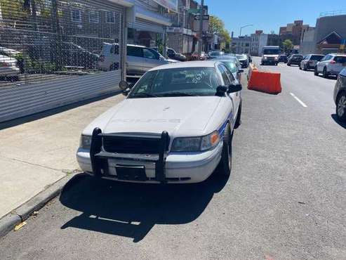 2009 Ford Crown Victoria 4-Door - - by dealer for sale in Brooklyn, NY