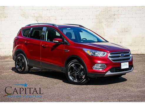 1 Owner '17 Ford Escapae Titanium 4WD w/Nav, SYNC and Tow Pkg! for sale in Eau Claire, SD