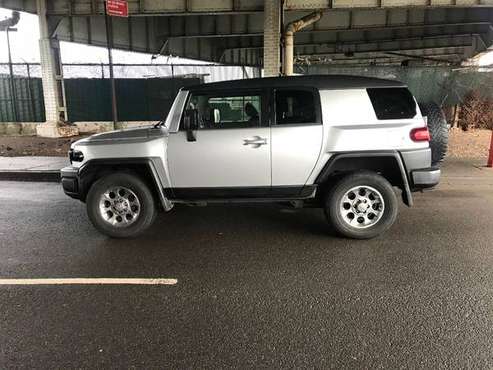 2007 TOYOTA FJ CRUISER 4WD - - by dealer - vehicle for sale in Brooklyn, NY