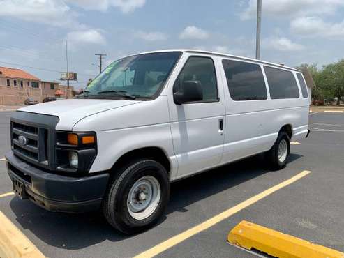 2013 FORD E350 WORK VAN A/C 126k TITULO LIMPIO V8 5 4L for sale in San Benito, TX