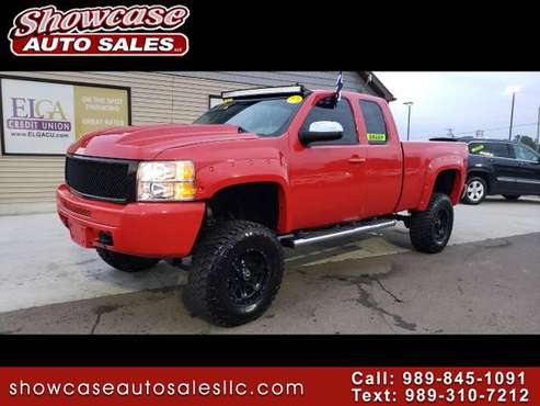 LIFTED!! 2009 Chevrolet Silverado 1500 4WD Ext Cab 143.5" Work Truck for sale in Chesaning, MI