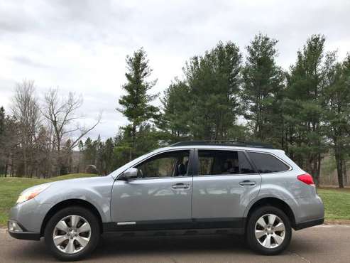 2011 Subaru Outback 3 6R Ltd H6 AWD 1 Owner 132K for sale in Go Motors Niantic CT Buyers Choice Top M, MA