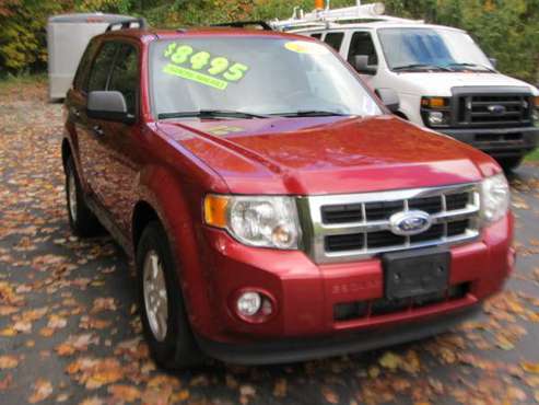 *** 2012 FORD ESCAPE XLT *** - cars & trucks - by dealer - vehicle... for sale in GREECE, NY