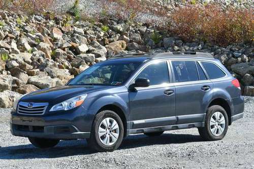 2011 *Subaru* *Outback* *2.5i* - cars & trucks - by dealer - vehicle... for sale in Naugatuck, CT