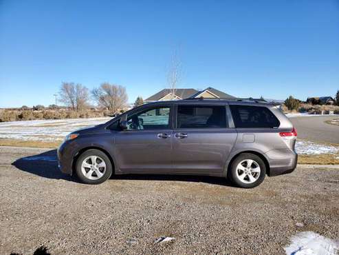 Toyota Sienna LE - cars & trucks - by owner - vehicle automotive sale for sale in Rigby, ID