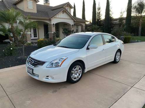 2012 Nissan Altima 2.5s - cars & trucks - by owner - vehicle... for sale in Tracy, CA